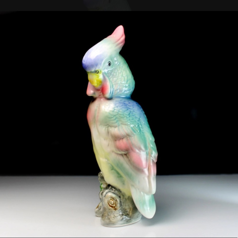 Vintage Wales Cockatiel Bird Figurine Pastel Colors Unique Cockatoo / Japan